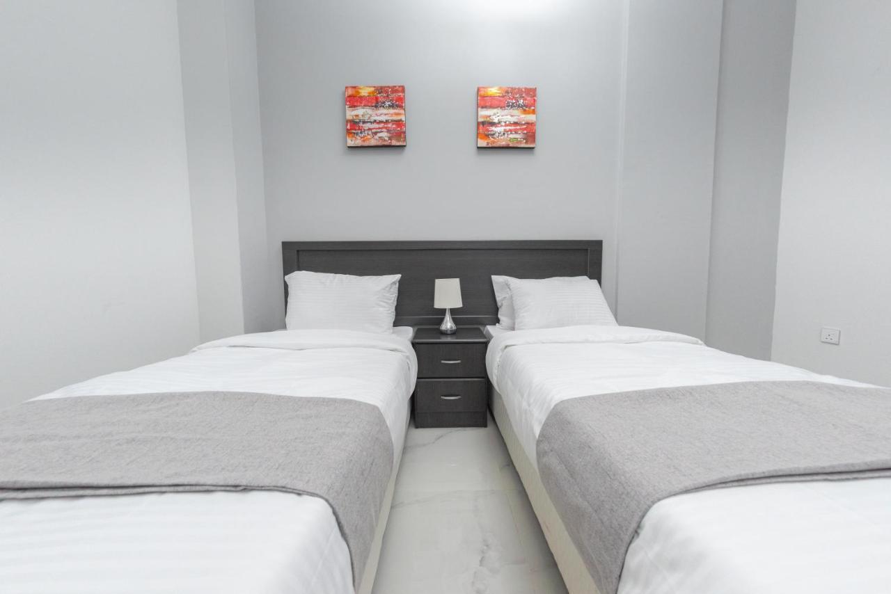 Al Sqlawi Hotel Apartment Ras al Hadd Dış mekan fotoğraf