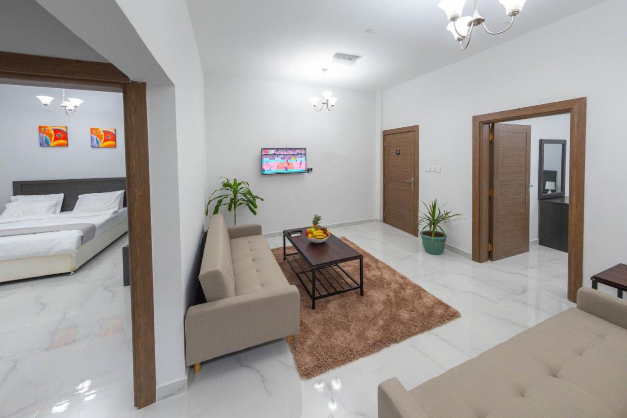 Al Sqlawi Hotel Apartment Ras al Hadd Dış mekan fotoğraf
